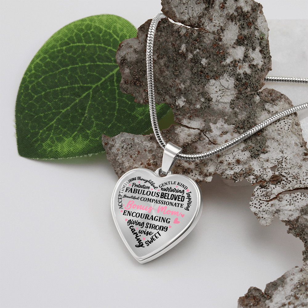 Personalized Heart Pendant Bracelet-Bonus Mom!